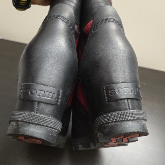 Sorel Lexie Black Red Checkered Buffalo Plaid Lace Up Wedge Ankle Boots - Picture 4 of 11